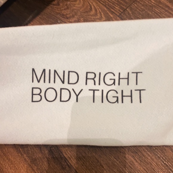 HBFIT CROP HOODIE (BLUE MAJIK) - Picture 3 of 4